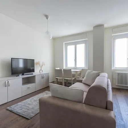 Apartmán Stayeasy Santa Sofia 8-c - Duomo 2br Design Flat