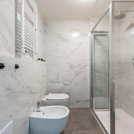 Stayeasy Santa Sofia 8-c - Duomo 2br Design Flat *
