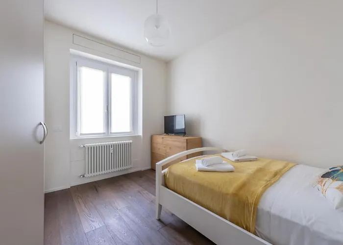 Stayeasy Santa Sofia 8-c - Duomo 2br Design Flat Διαμέρισμα *
