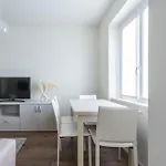 דירה Stayeasy Santa Sofia 8-c - Duomo 2br Design Flat מילאנו