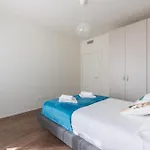 דירה Stayeasy Santa Sofia 8-c - Duomo 2br Design Flat מילאנו