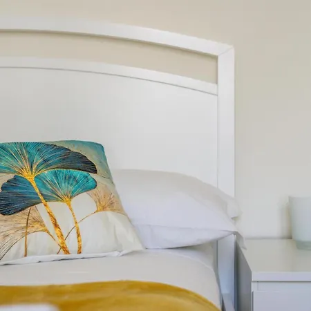 Stayeasy Santa Sofia 8-c - Duomo 2br Design Flat *